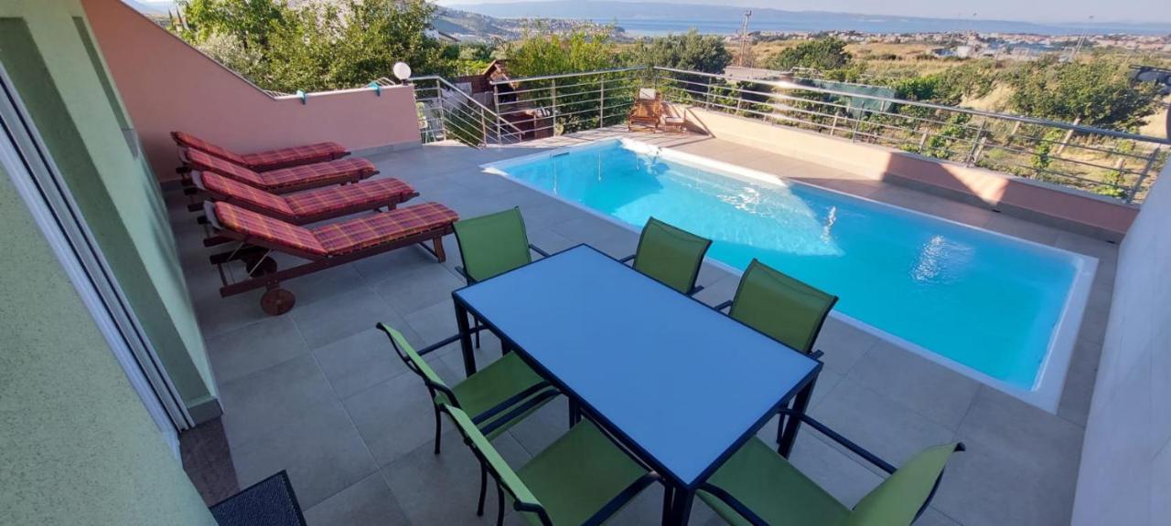 Apartment M&M With Private Pool Kučine Esterno foto