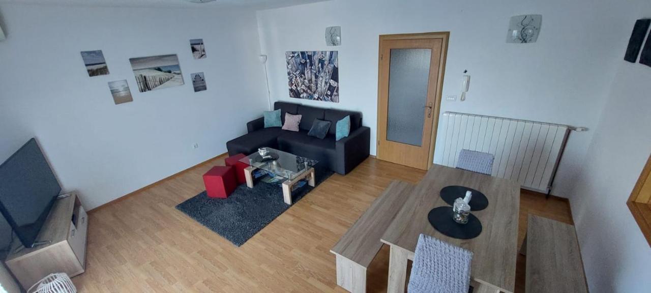 Apartment M&M With Private Pool Kučine Esterno foto