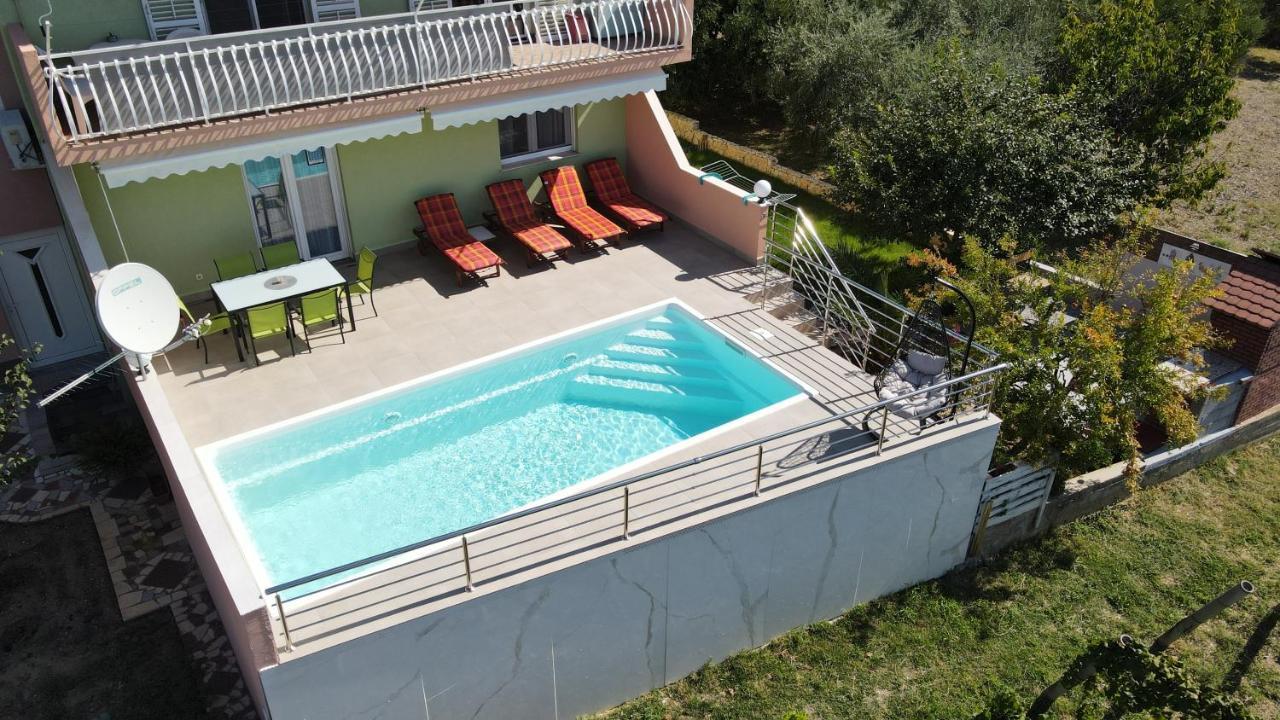 Apartment M&M With Private Pool Kučine Esterno foto